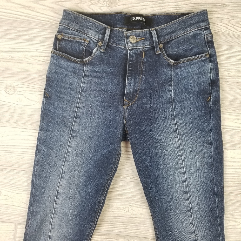 Express Jeans - Picture 3 of 8
